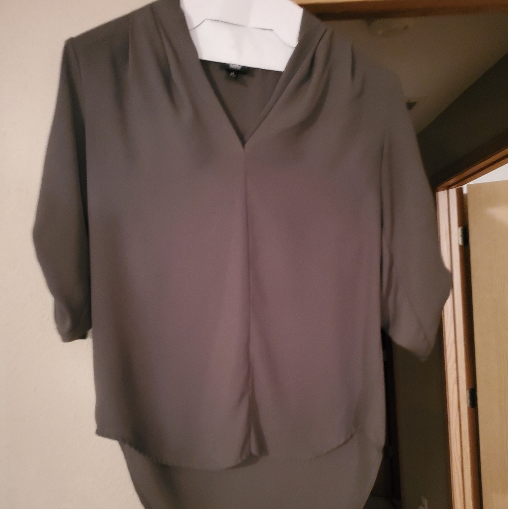 Blouse - Picture 2 of 4